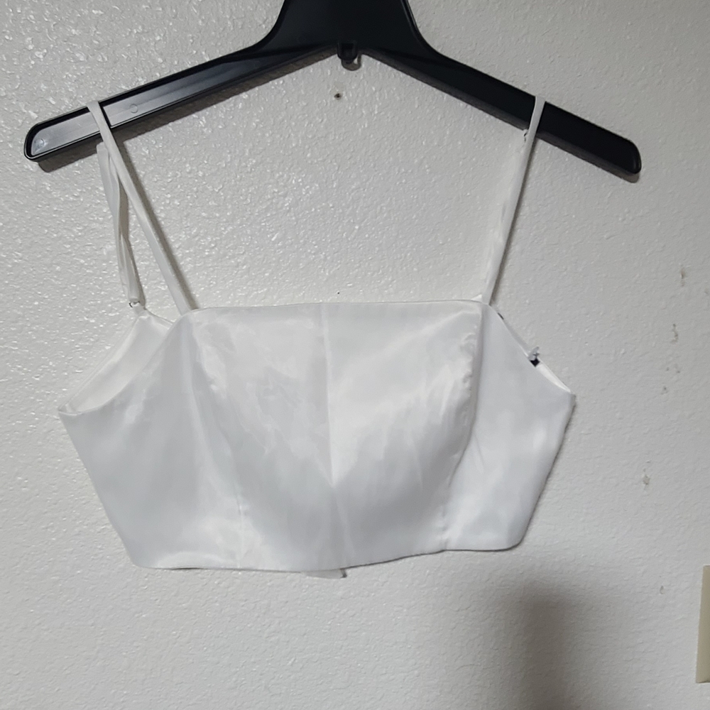 Lulu's White Satin Crop Cami No Size Tag. Like M
